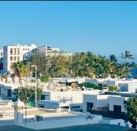 Oasis Playa Chica Con Terraza A 100M Del Mar Apartment Tias Exterior photo