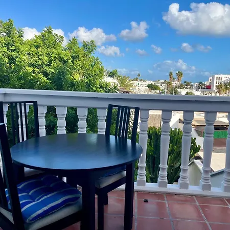 Oasis Playa Chica Con Terraza A 100M Del Mar Apartment Tias Exterior photo
